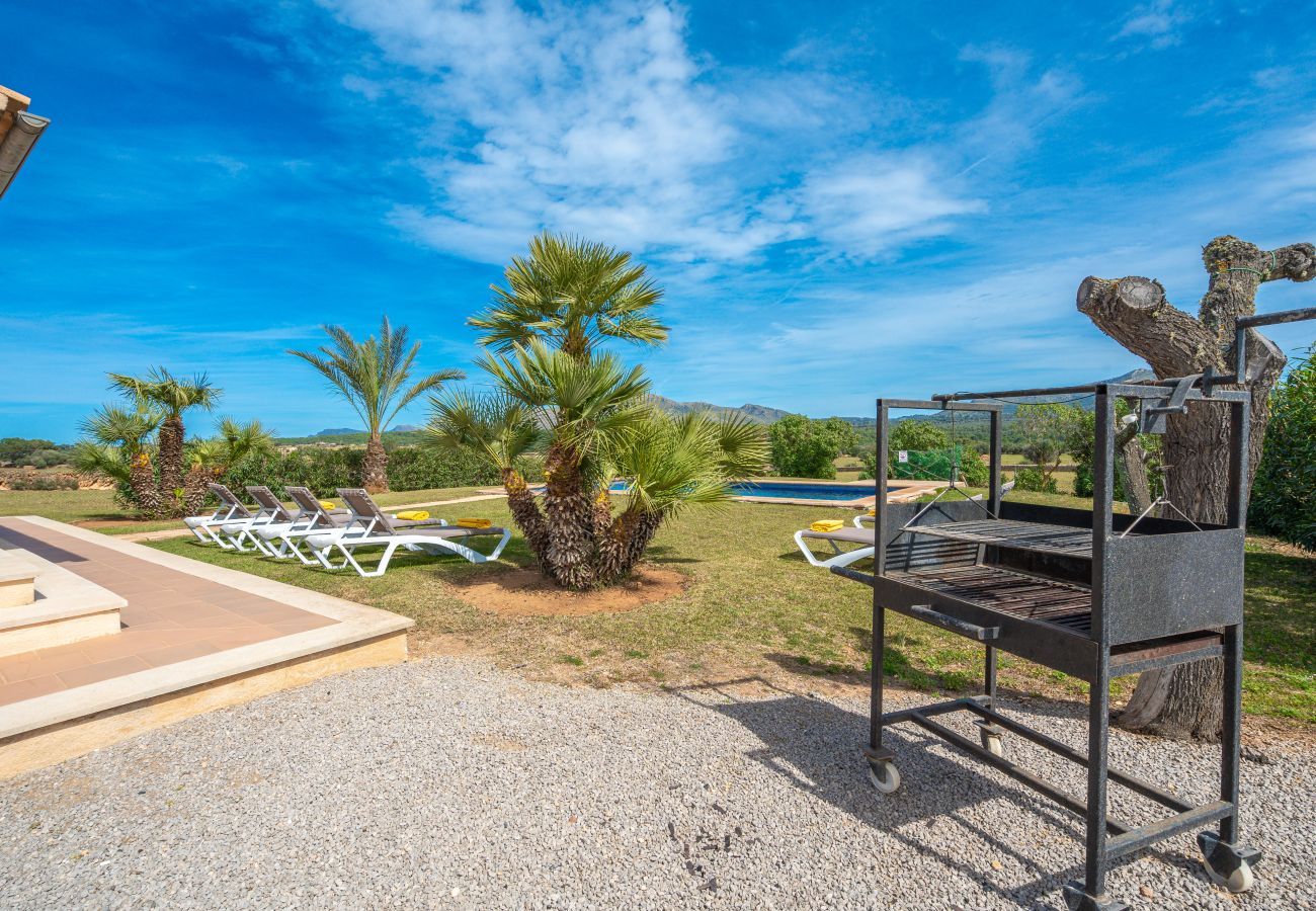 Villa en Son Serra de Marina - Can Aina Finca en la naturaleza para 6 con piscina, ping pong, BBQ, Wi Fi