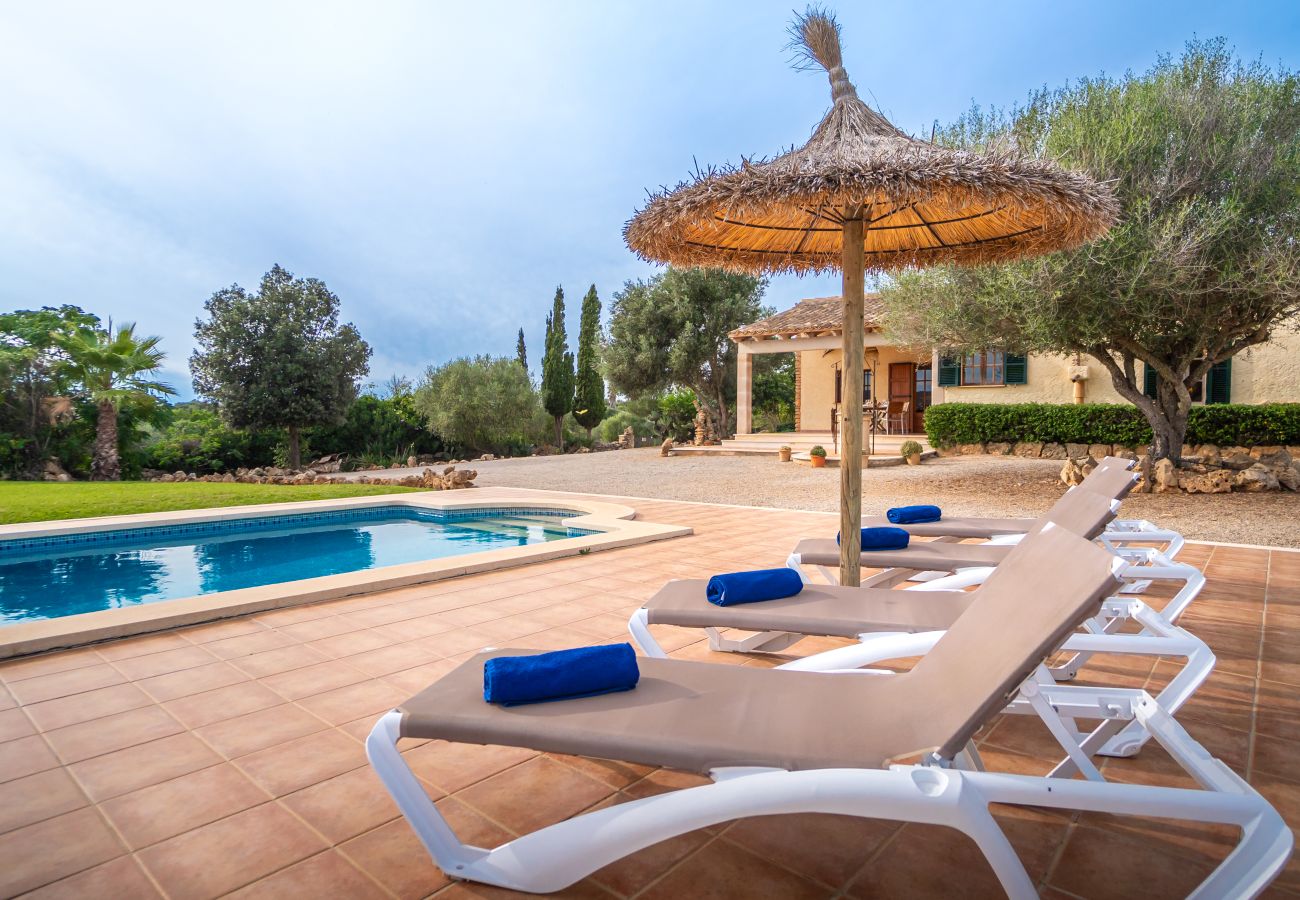 Villa Son Serra de Marina con piscina 4 personas