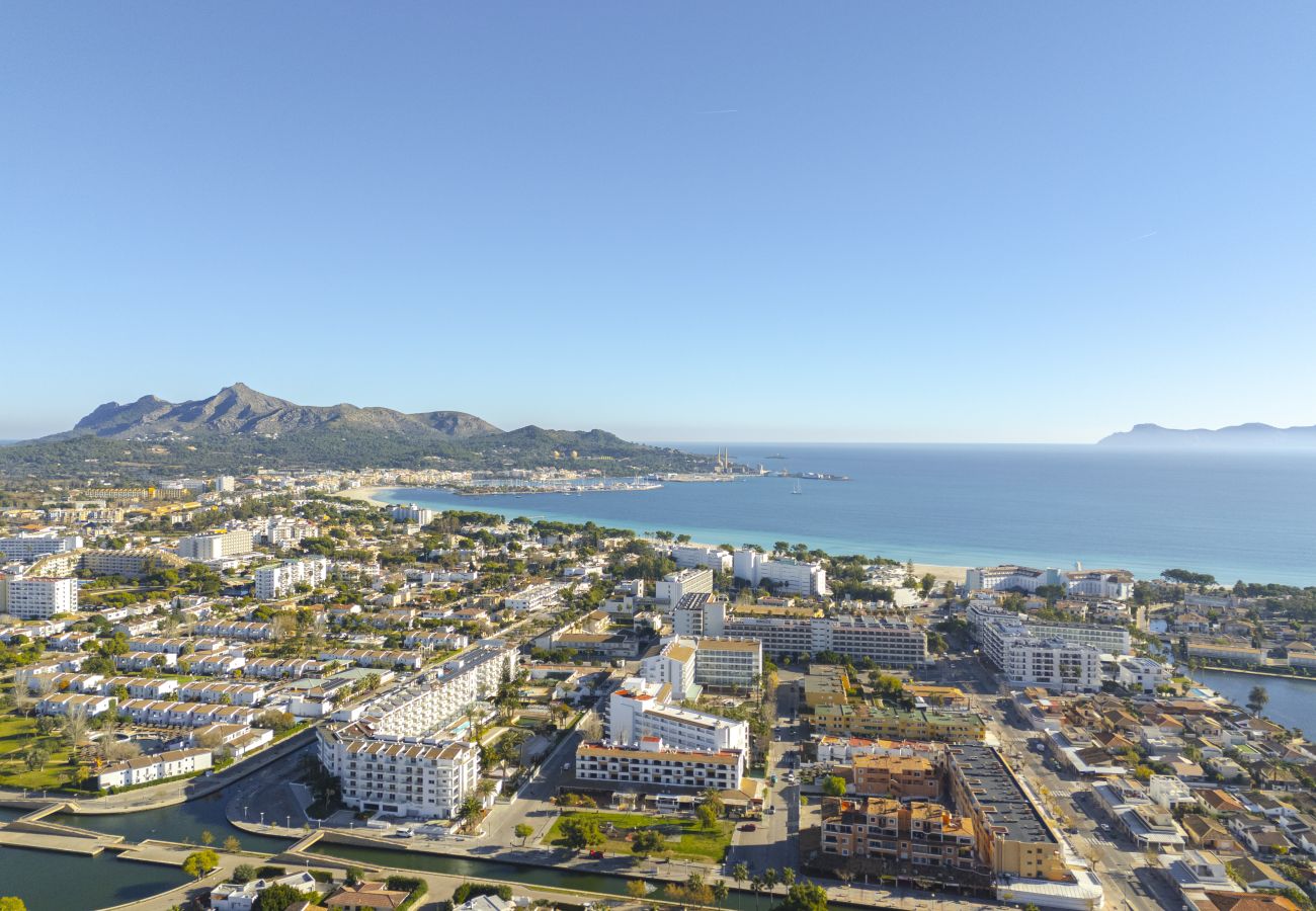 Casa en Alcúdia - Casa Juani para 8 con piscina a poco metros de la playa y todas comodidades