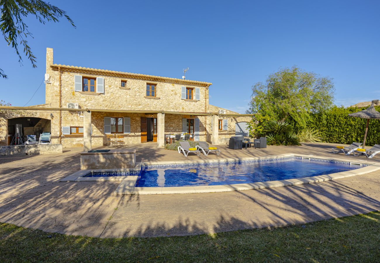 Villa en Alcúdia - Finca Can Soler 1 para 6 con piscina, Bbq, WiFi gratis