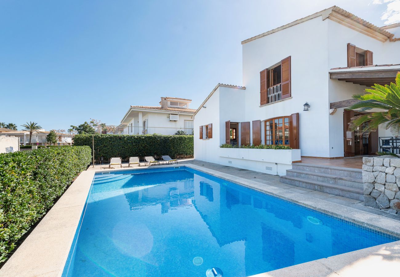 Villa en Alcúdia - Es Mollet para 8 con vista al mar y piscina