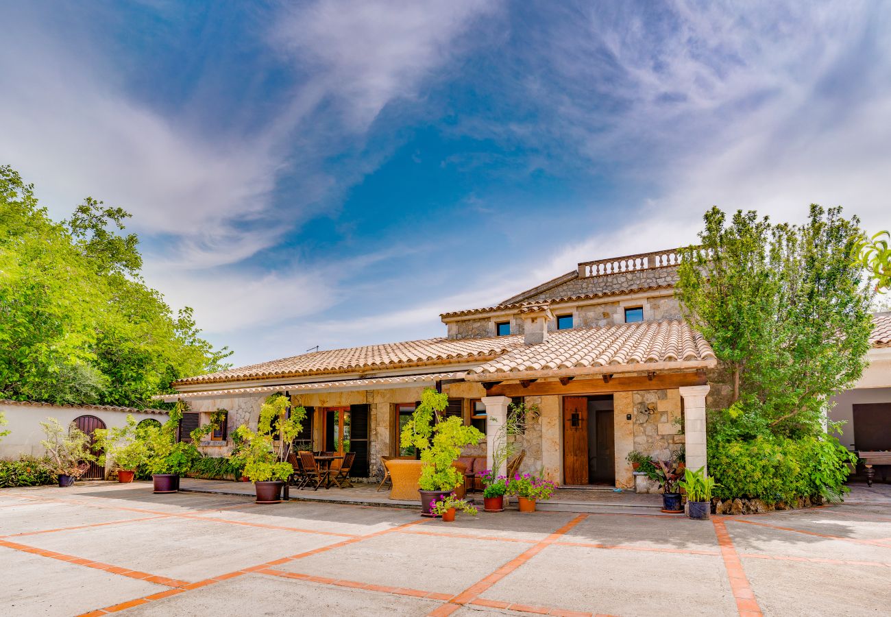 Villa en Alcúdia - LORENZO Finca para 9 con piscina a 4,5 km a la playa