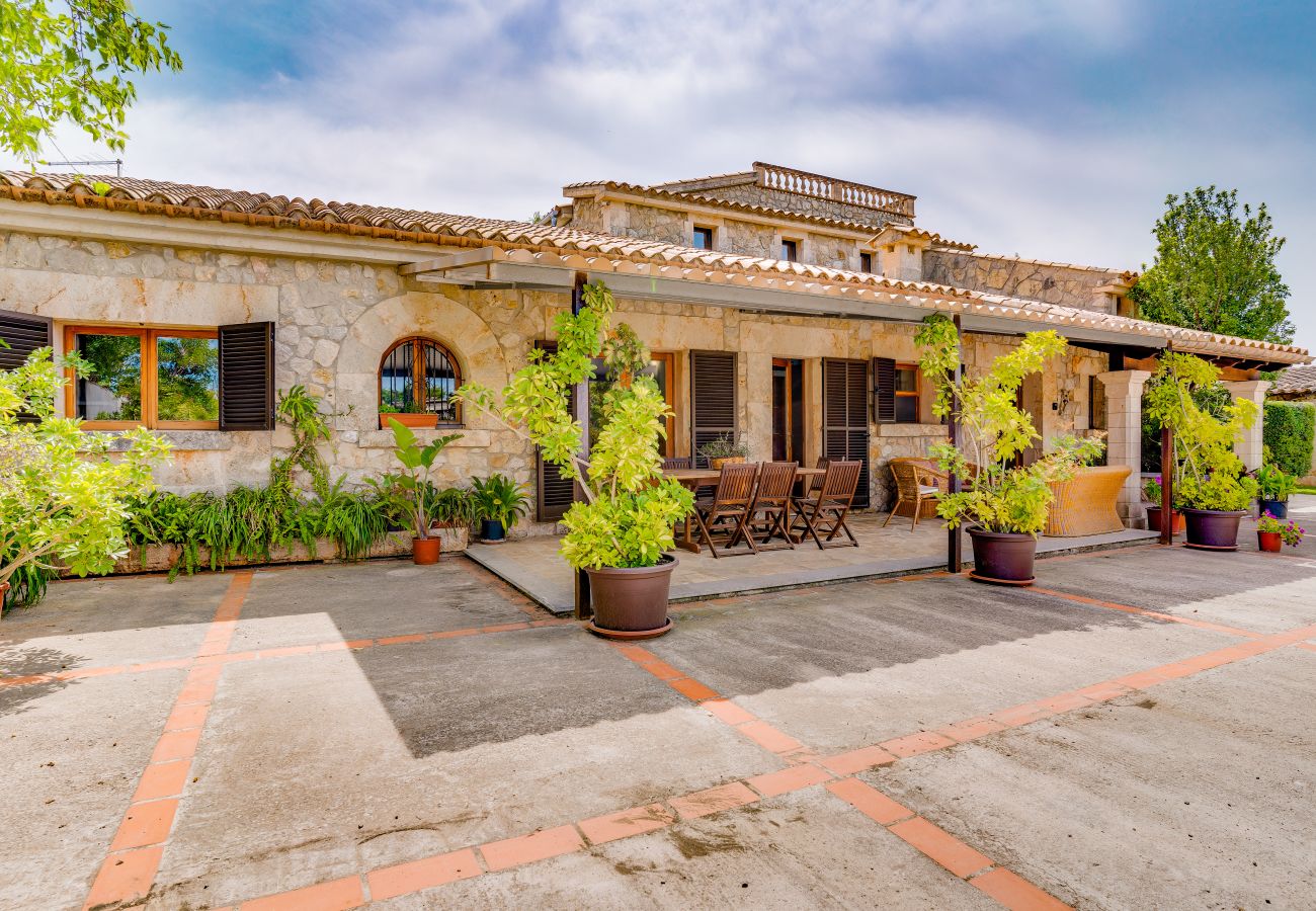 Villa en Alcúdia - LORENZO Finca para 9 con piscina a 4,5 km a la playa