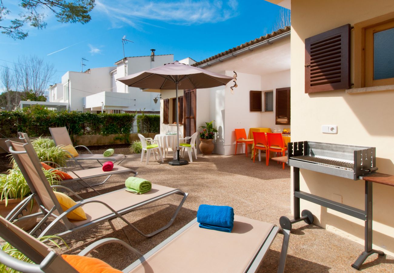 Villa in Port d´Alcudia - CORA Haus für 6 Personen 200 Meter vom Strand von Alcudia entfernt