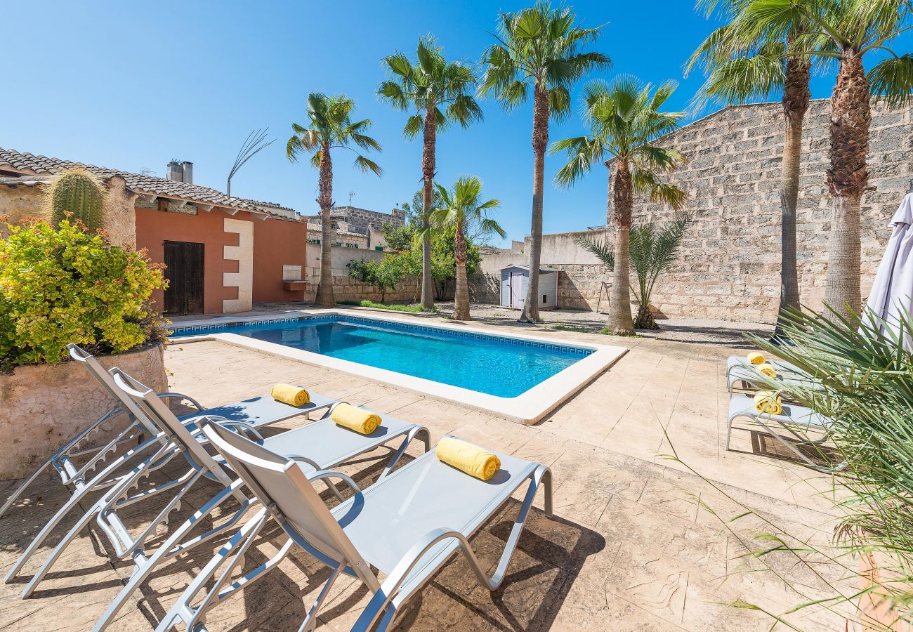 Ferienhaus in Maria de la salut - SA VERDERA Dorfhaus für 10 Personen in Maria de la Salut