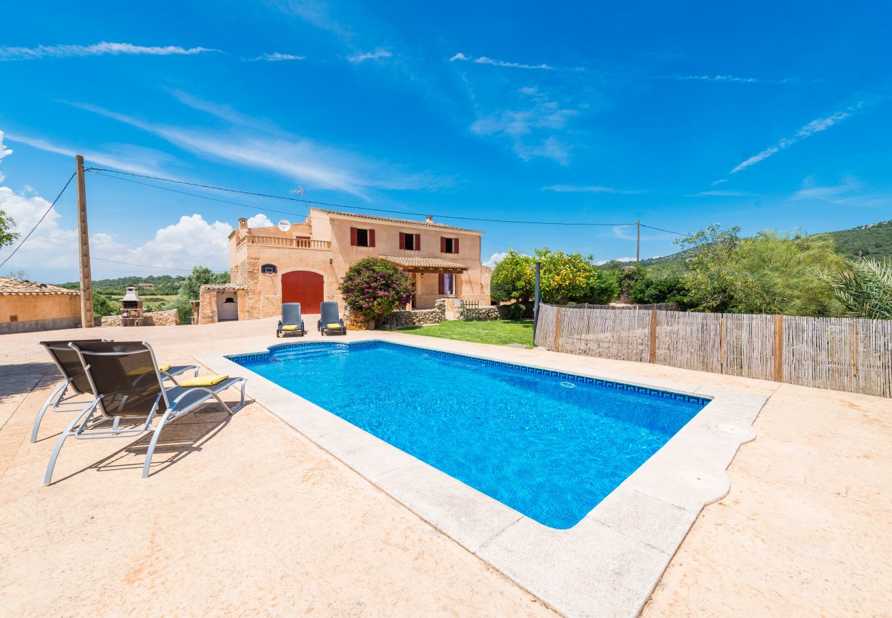 Finca in Manacor - SES COMES Finca für 5 mit Pool in der Nähe von Manacor