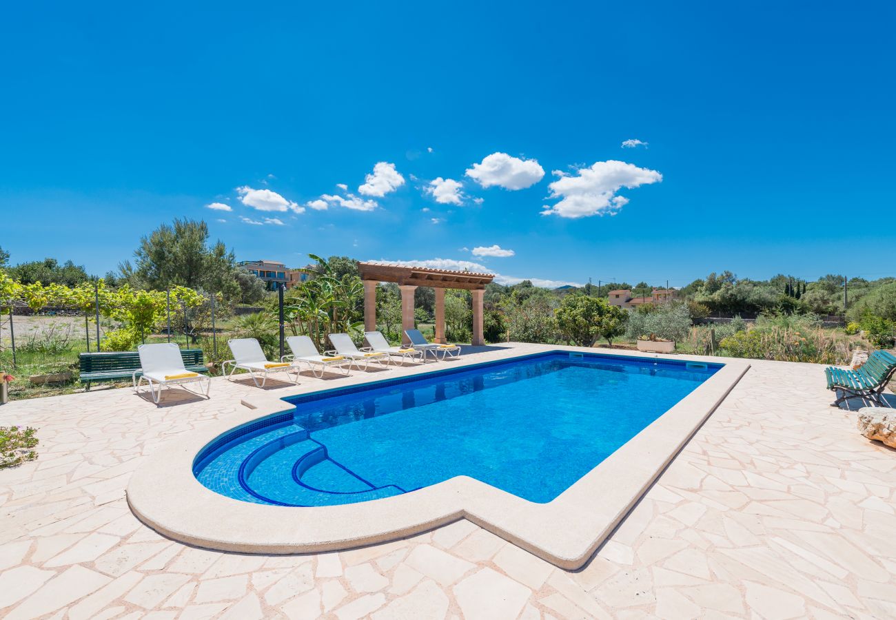 Villa in Cala Bona - GALARDO Finca für 6 nur 50m vom Strand in Port Verd