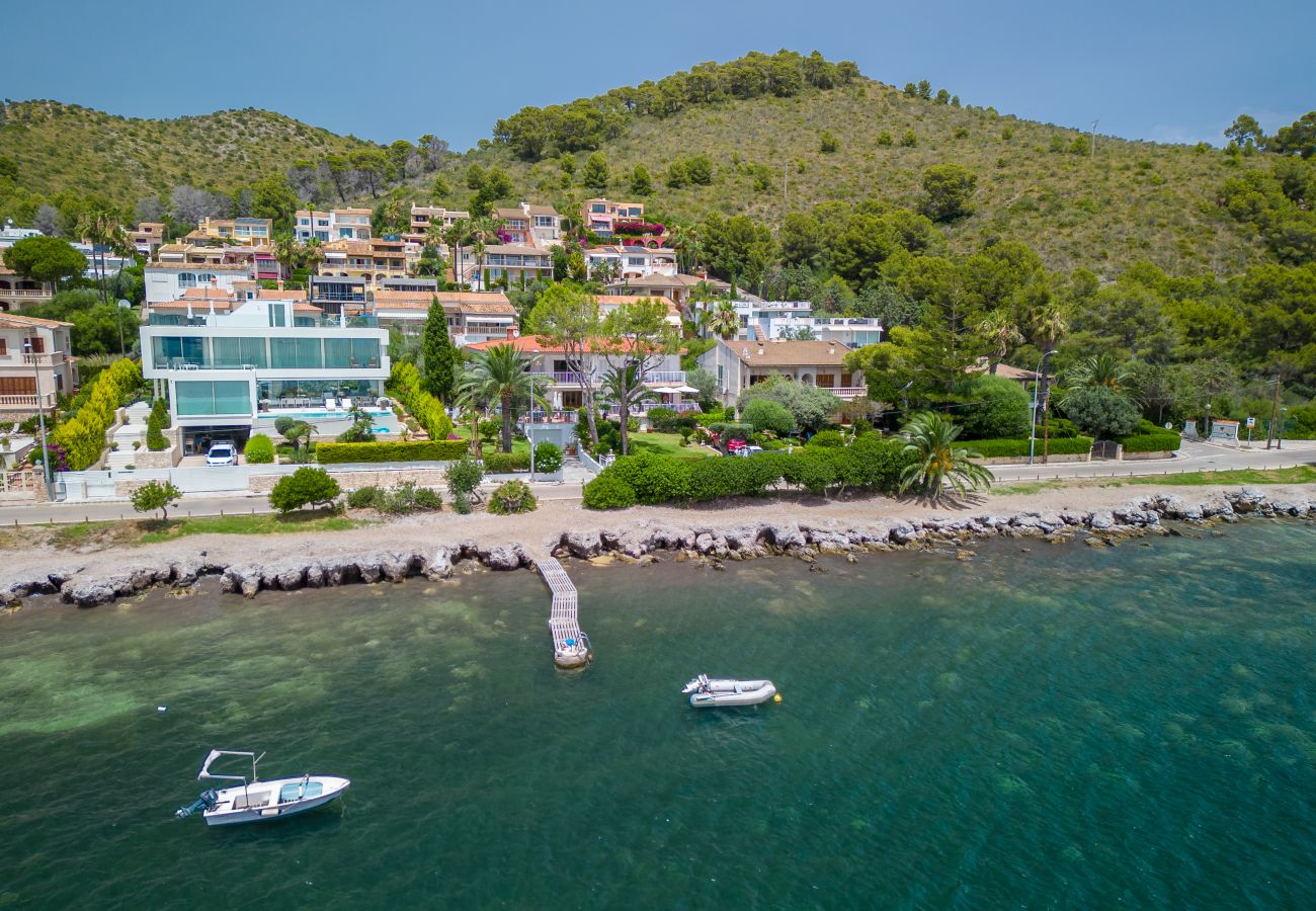 Ferienhaus in Alcudia - Bell Punt  Haus für 6 nur 10 Meter zum Meeres in Alcudia