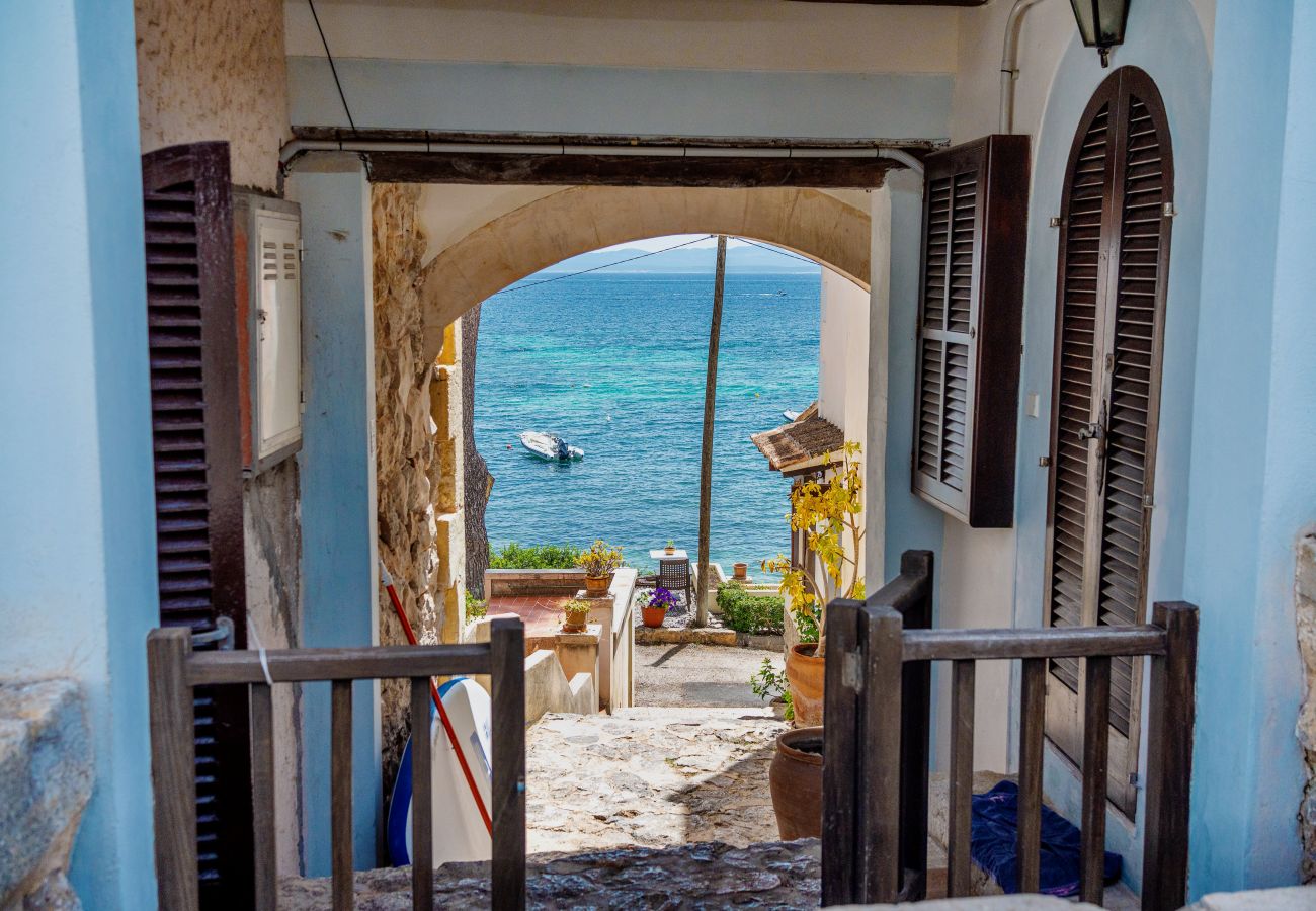 Ferienhaus in Alcudia - Bell Punt  Haus für 6 nur 10 Meter zum Meeres in Alcudia