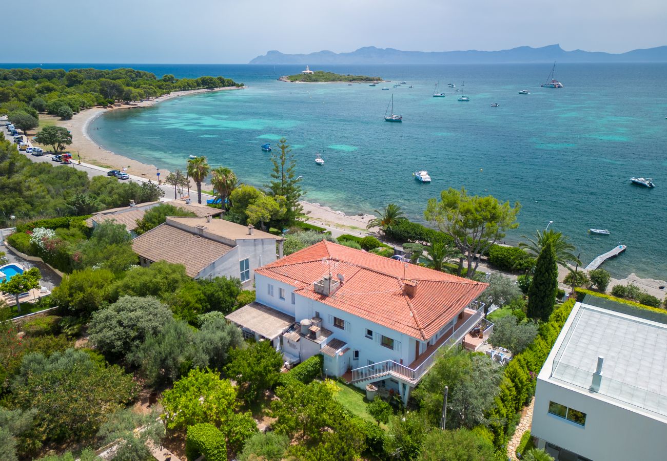 Ferienhaus in Alcudia - Bell Punt  Haus für 6 nur 10 Meter zum Meeres in Alcudia