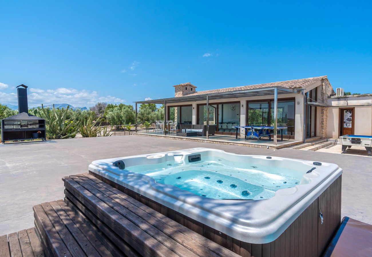 Villa in Alcudia - CAN OLIVA Wunderschöne und moderne Finca für 8 Personen mit Pool Alcudia