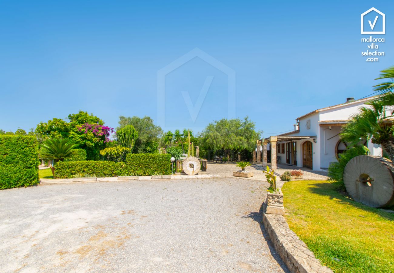 Finca in Alcudia - Villa MOLI DEN FANALS für 6 Personen mit Pool in Alcudia