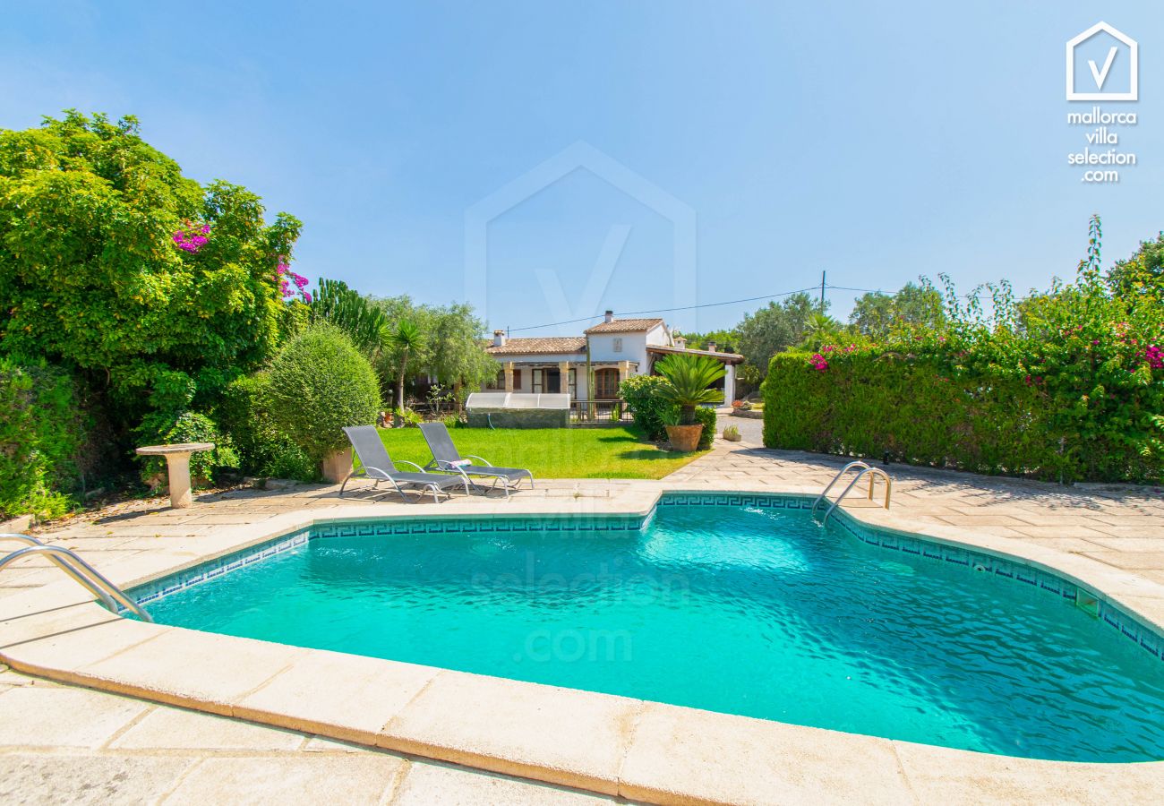 Finca in Alcudia - Villa MOLI DEN FANALS für 6 Personen mit Pool in Alcudia