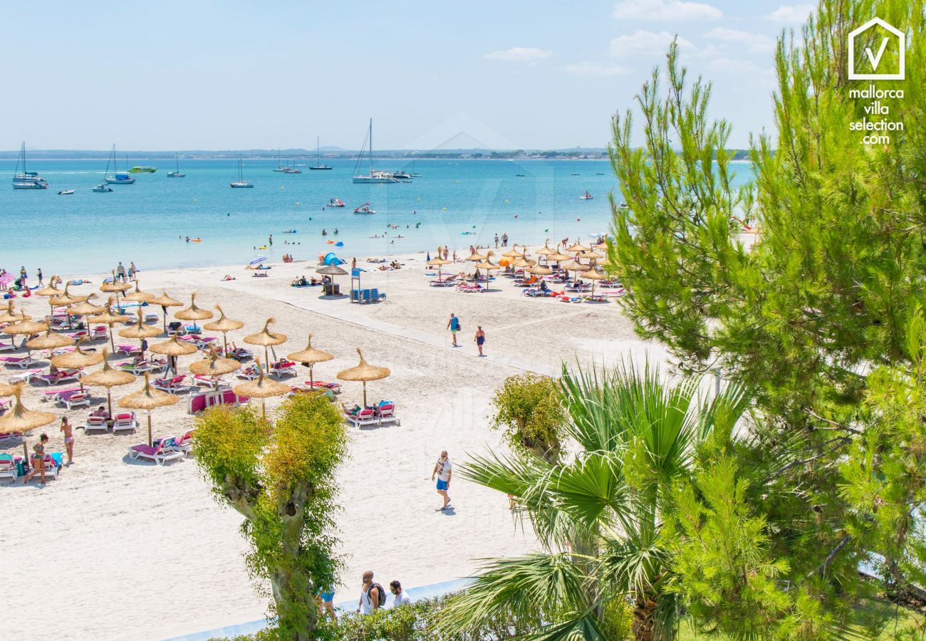 Stadthaus in Alcudia - Maristany in Alcudia für 6 bis 350m vom Strand entfernt AC, Wi Fi