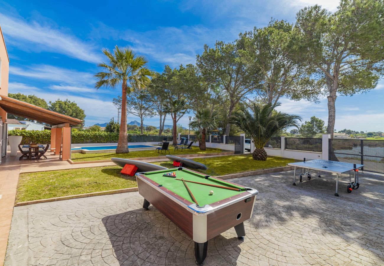 Chalet in Alcudia - Villa MENORCA für 8 Personen in Meeresnähe mit Pool