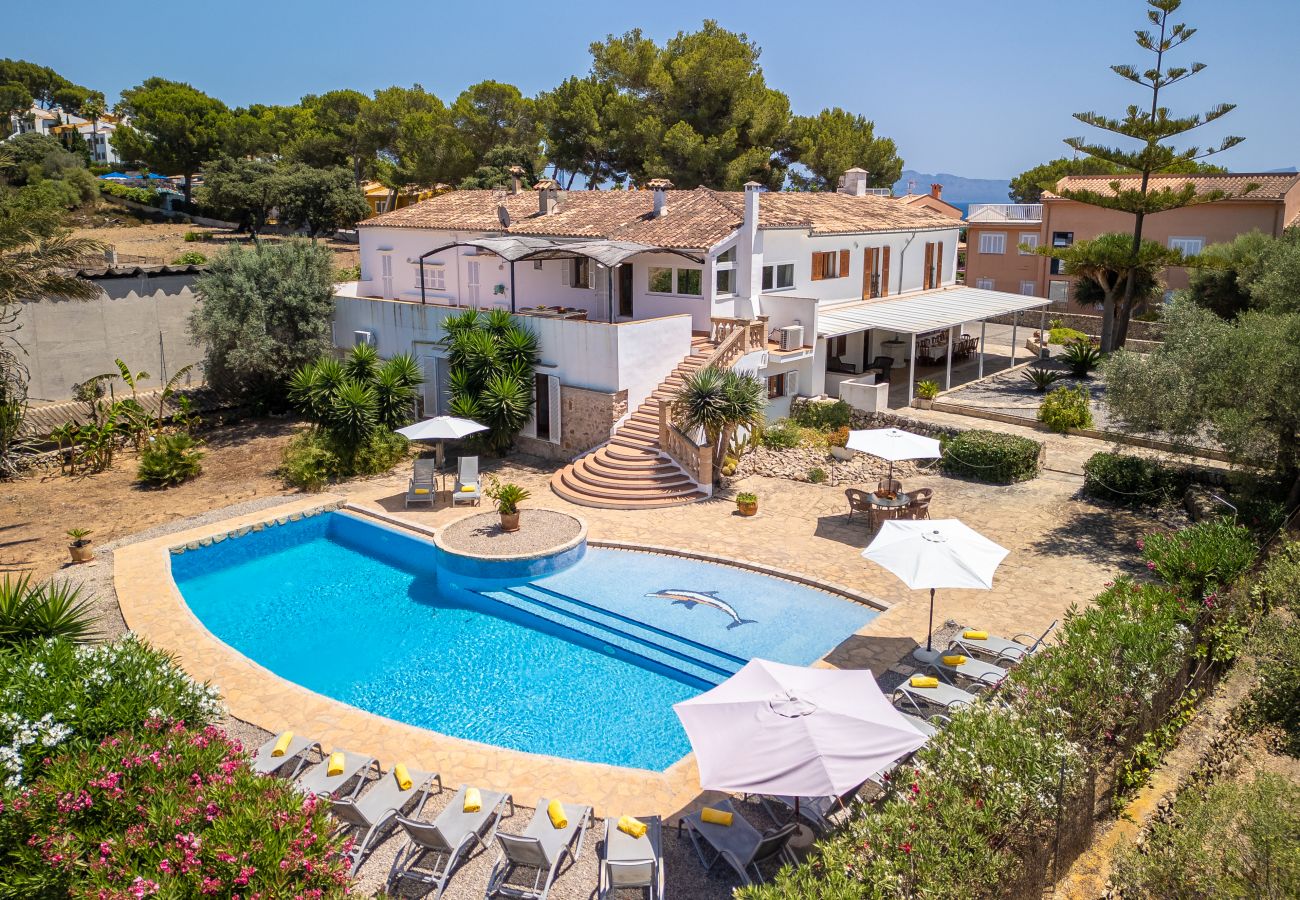 Finca in Alcudia - CAS CARELLO Familien-Finca für 12 Personen in Alcanada