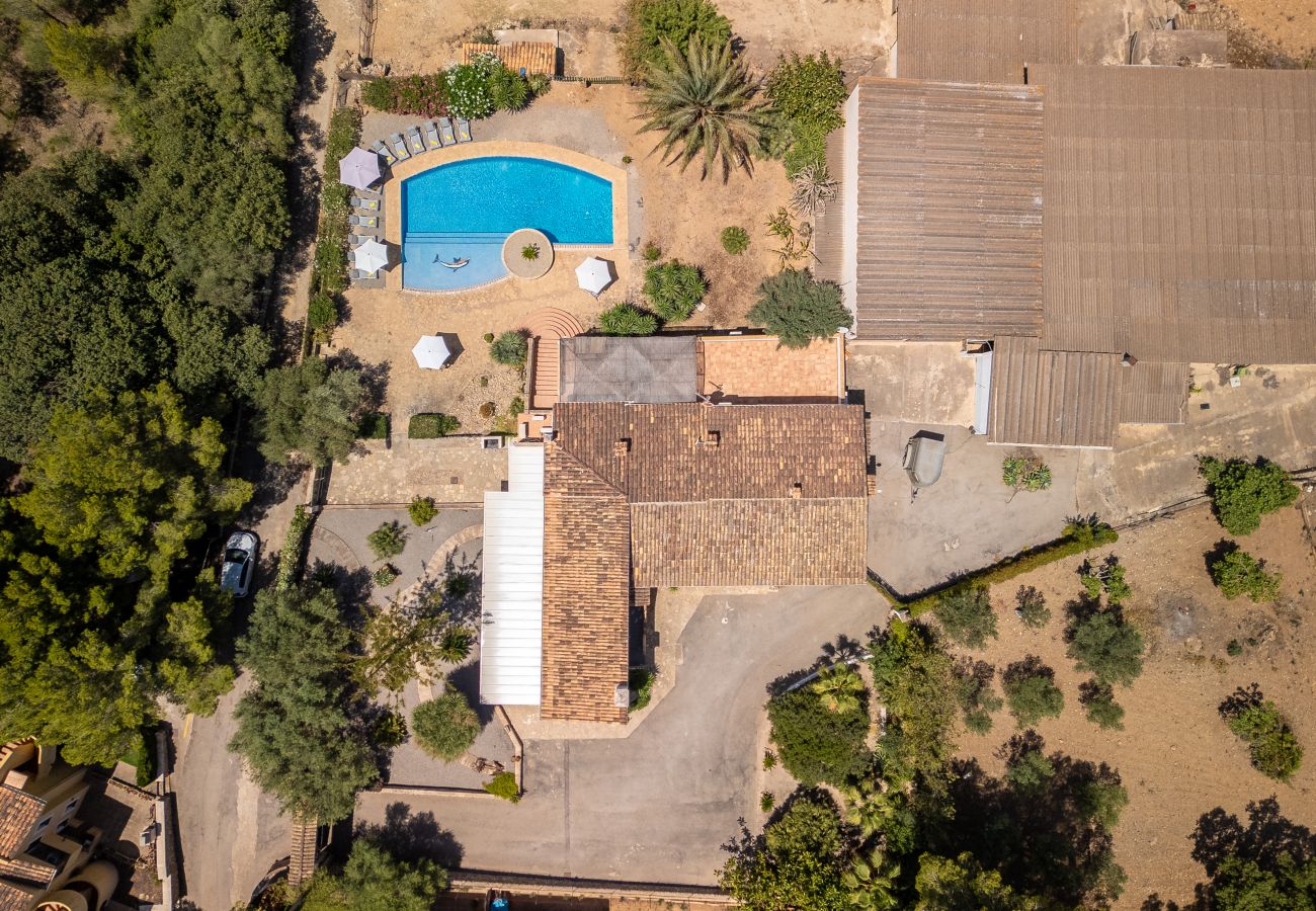 Finca in Alcudia - CAS CARELLO Familien-Finca für 12 Personen in Alcanada