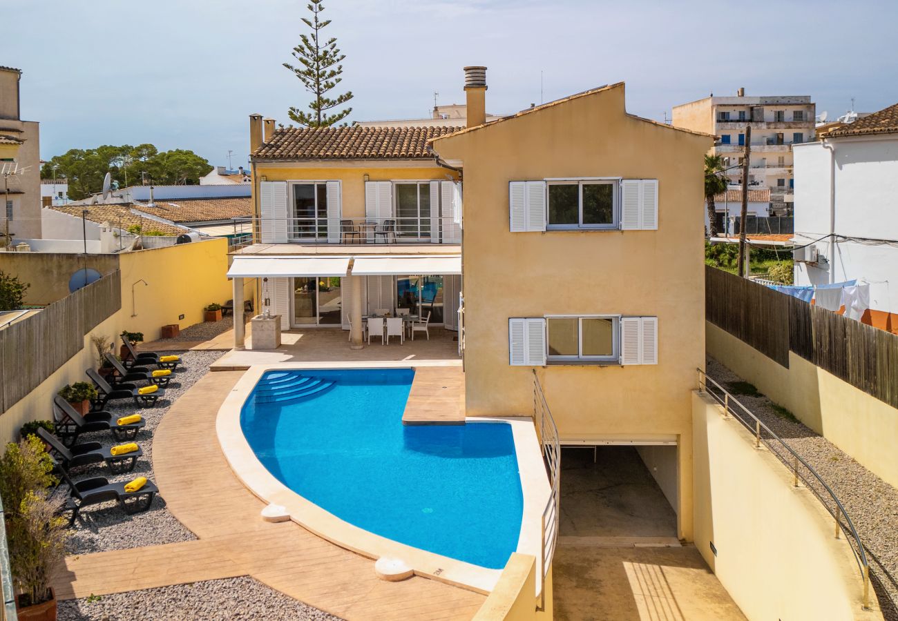 Ferienhaus in Alcudia - CAN CURT für 9 Personen mit Schwimmbad in Alcudia in Strandnähe