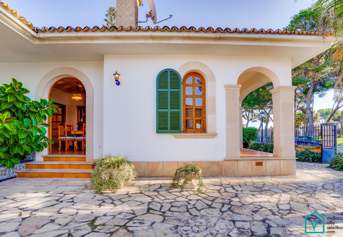 Villa in Platja de Muro - Casa ANECS für 6, 100 m vom Strand von Alcudia entfernt