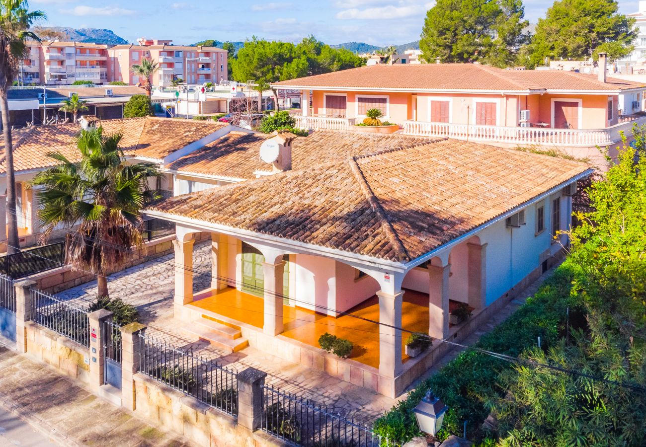 Villa in Platja de Muro - Casa ANECS für 6, 100 m vom Strand von Alcudia entfernt