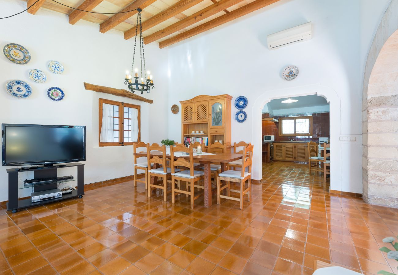 Villa in Pollensa - NATALIA finca für 6 mit privatem Pool und BBQ