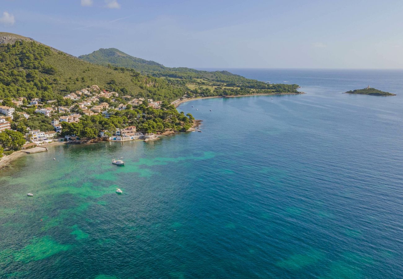 Stadthaus in Alcudia - Villa Playa Golf mit Schwimmbad und 180 m vom Meer entfernt