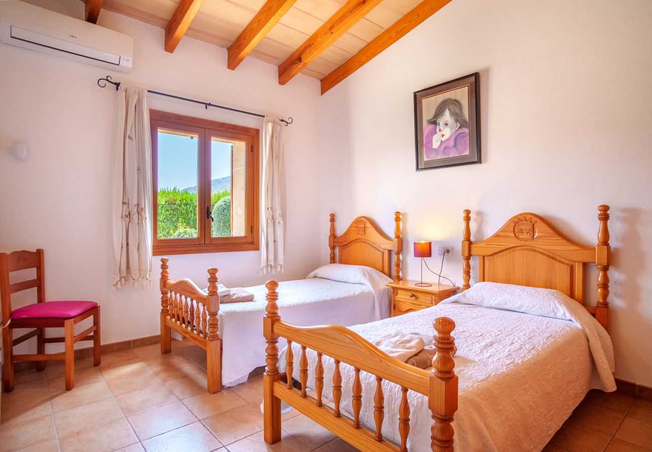 Villa in Alcudia - Ca na Malanyona finca für 6 Personen in Alcudia 