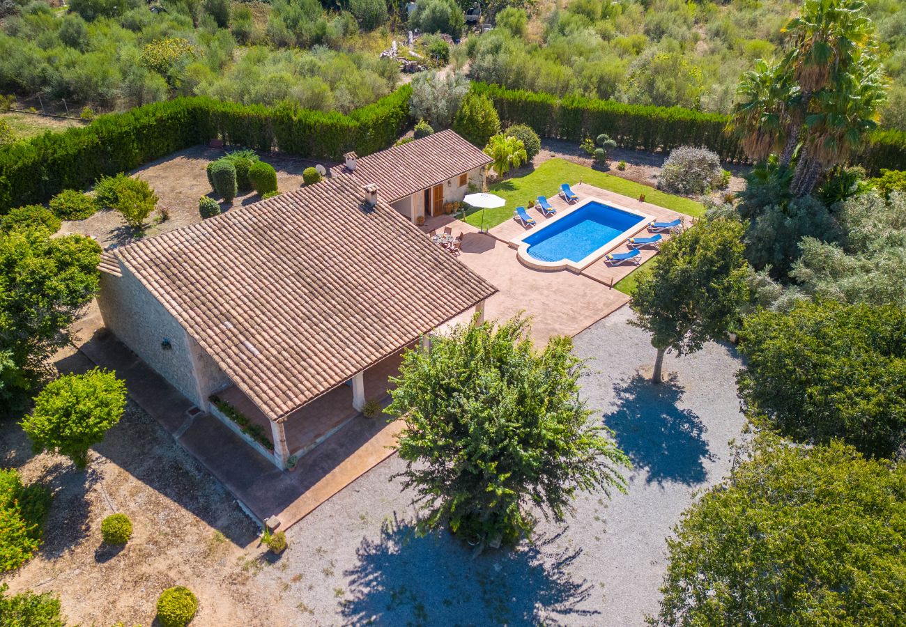 Finca in Alcudia mit Pool