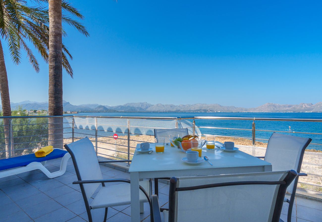 Villa in Alcudia - Miramar Manresa direkt am Meer mit Pool für 8 Personen in Alcudia