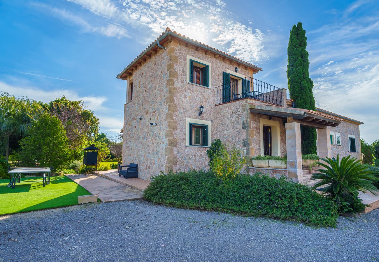 Villa in Alcudia - Can Torretes Alcudia für 8 Personen mit Schwimmbad, nur wenige Meter vom Dorf entfernt 