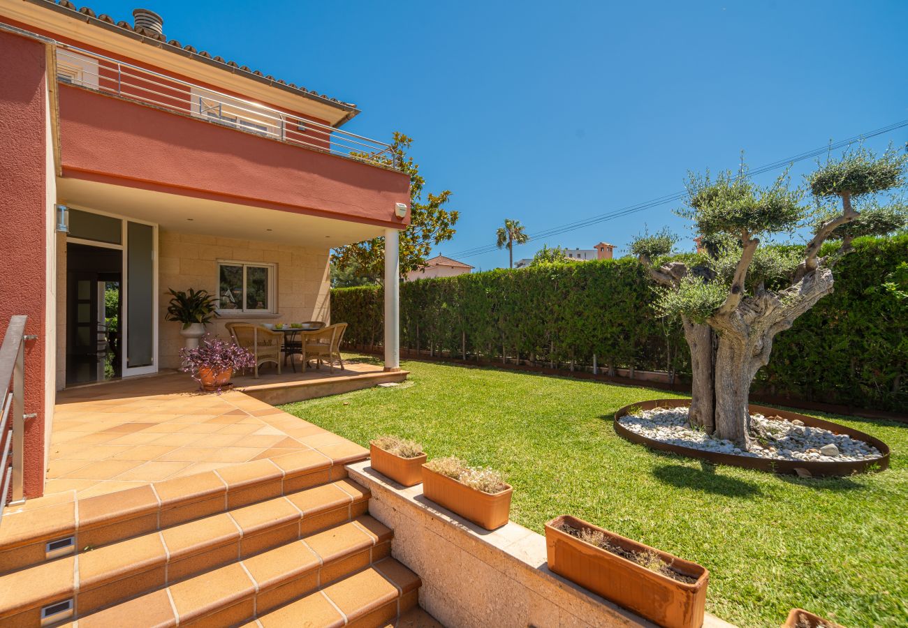 Chalet in Puerto de Alcudia - Haus Massanet für 8 Personen mit Schwimmbad in Strandnähe und allen Annehmlichkeiten