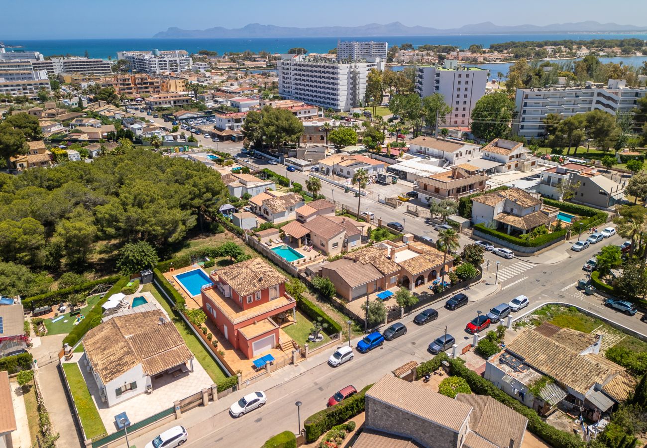 Chalet in Puerto de Alcudia - Haus Massanet für 8 Personen mit Schwimmbad in Strandnähe und allen Annehmlichkeiten