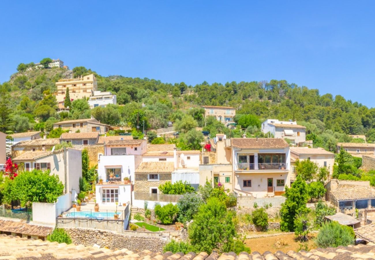 Ferienhaus in Mancor de la Vall - Ca Ses Monges Mallorquinisches Haus für 10 Personen mit Schwimmbad in Mancor de la Vall