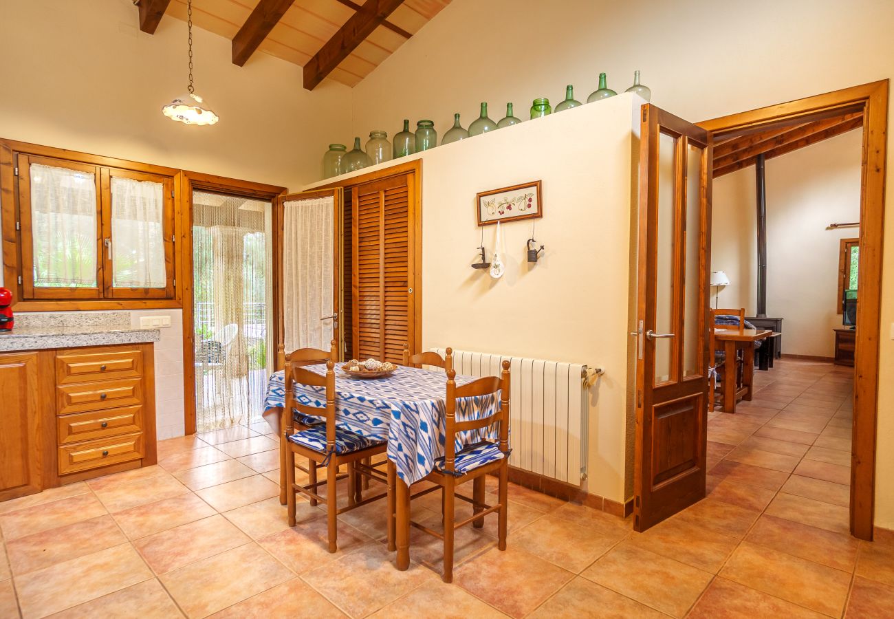 Villa in Sa Pobla - Ferragut Crestatx Finca für 6 Personen mit Schwimmbad