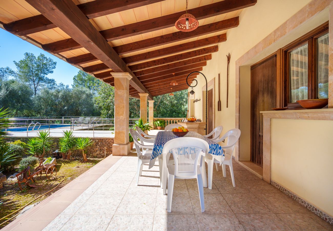 Villa in Sa Pobla - Ferragut Crestatx Finca für 6 Personen mit Schwimmbad