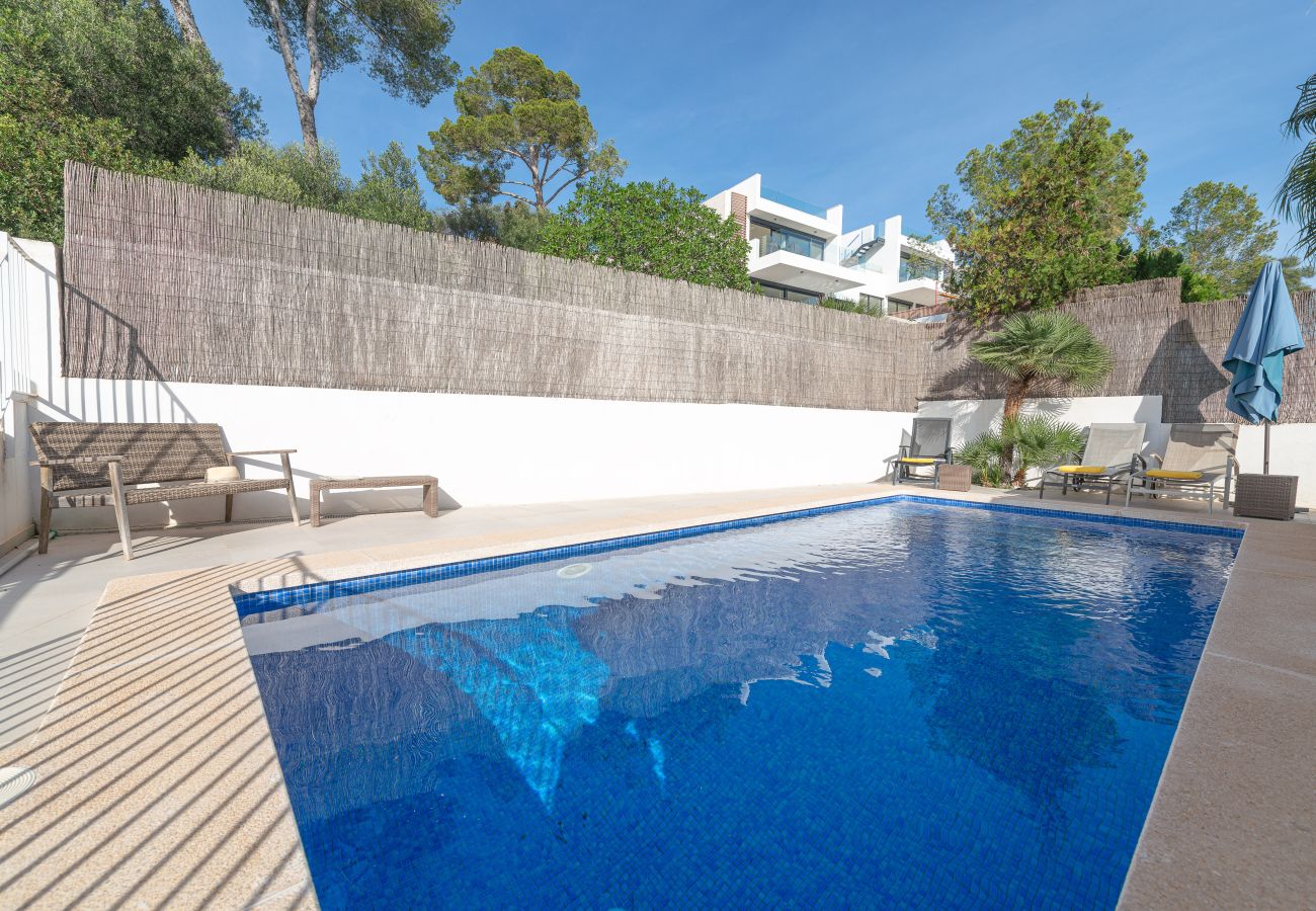 Ferienhaus in Alcudia - Villa Maria Meerblick für 6 Personen mit Schwimmbad in Alcanada