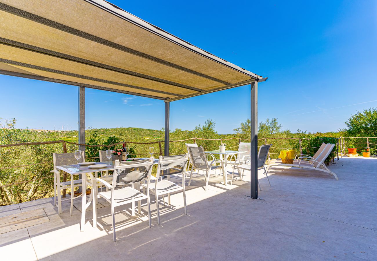 Country house in Sineu - CALUIX Finca for 8, sun and relax in nature in Mallorca