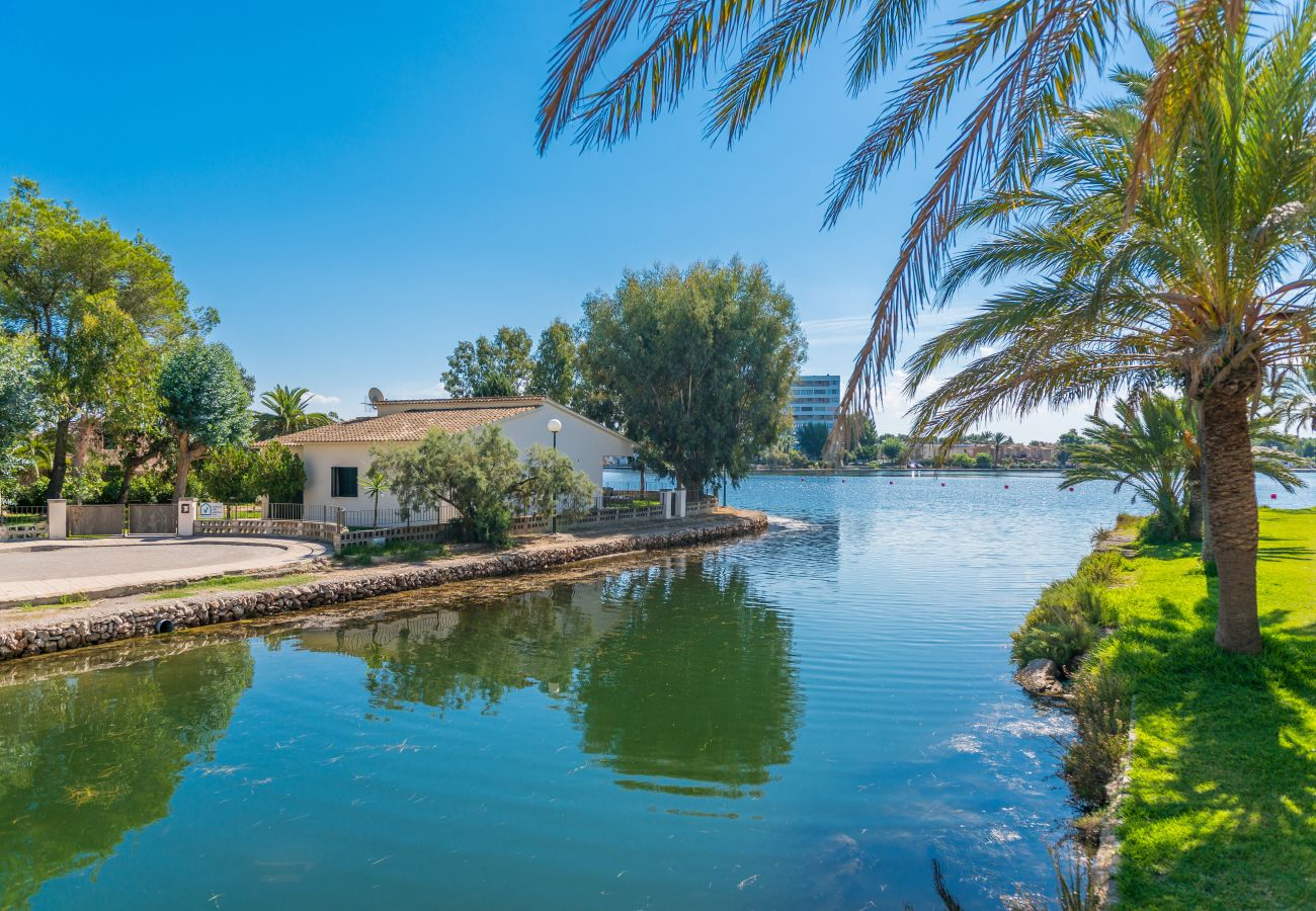 Villa in Alcudia - EL LAGO for 6 people 900m from the beach