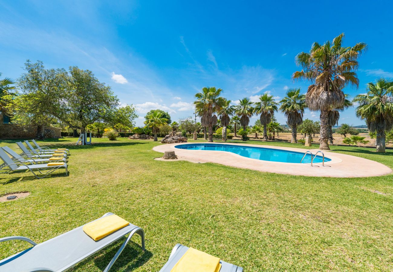 Country house in Santa Margarida - SON PEROT Finca for 9 with pool and free WiFi