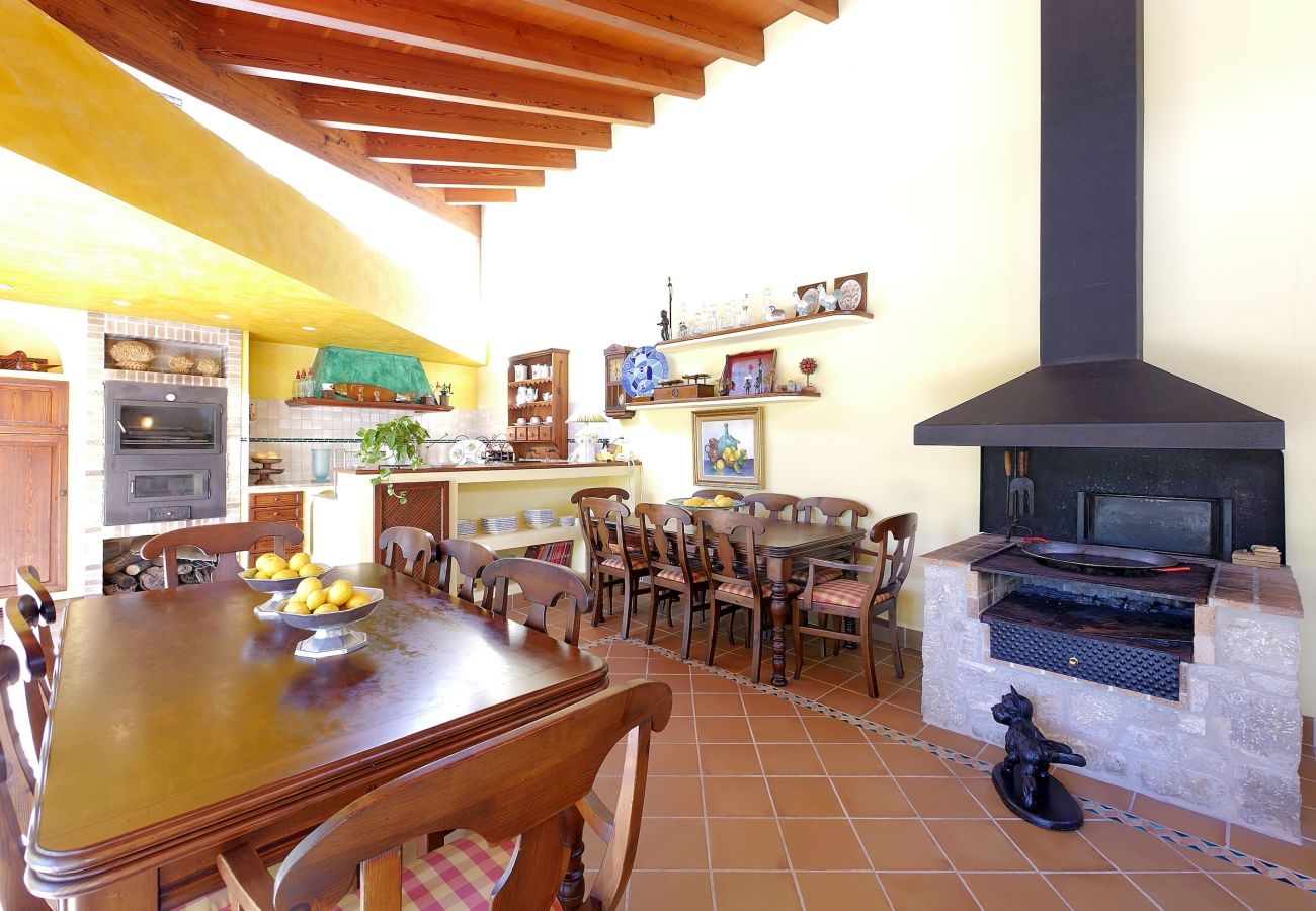 Country house in Inca - OASIS House for 8 people in Inca