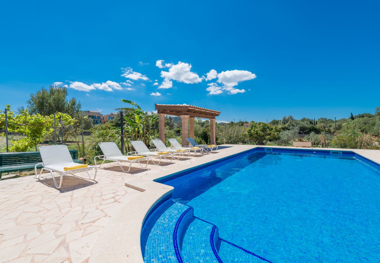 Villa in Cala Bona - GALARDO Finca for 6 to 150m from the beach in Port Verd