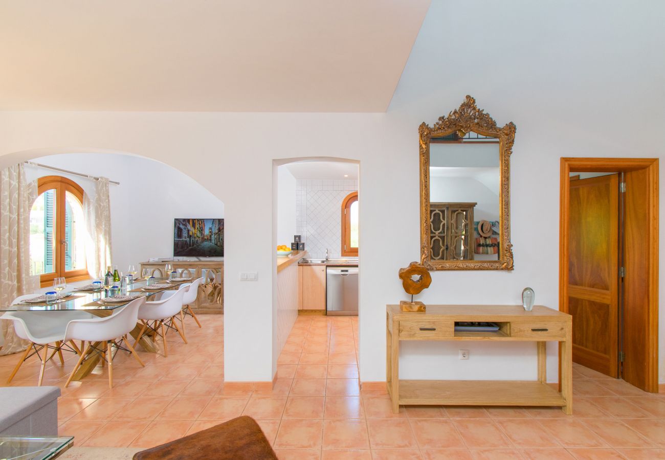 Townhouse in Cala Romantica - Casa Alegria 4+2 House 350m from Cala Romantica for 4+2 people