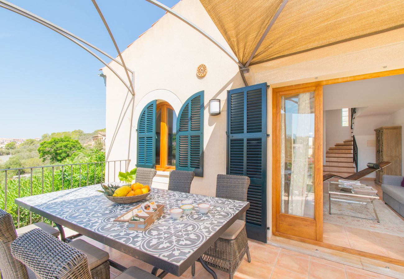 Townhouse in Cala Romantica - Casa Alegria 4+2 House 350m from Cala Romantica for 4+2 people