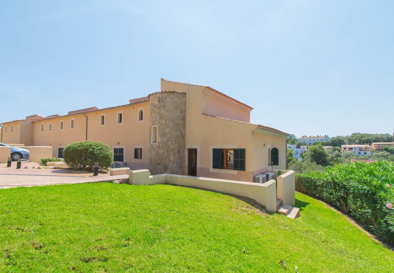 Townhouse in Cala Romantica - Casa Alegria 4+2 House 350m from Cala Romantica for 4+2 people