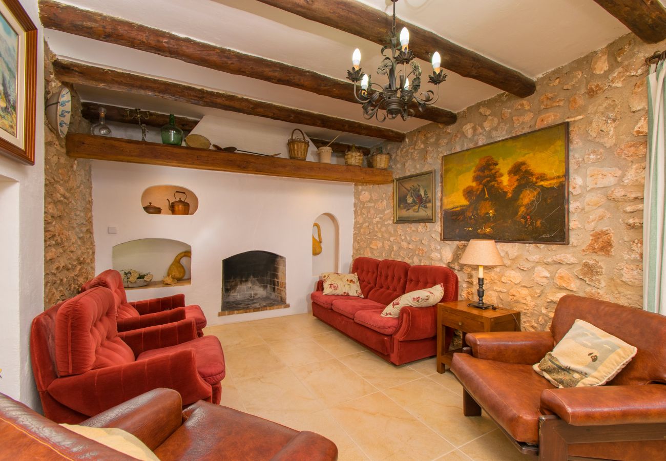 Country house in Manacor (Porto Cristo) - CAN MOLETA  Finca for 8 people near Porto Cristo