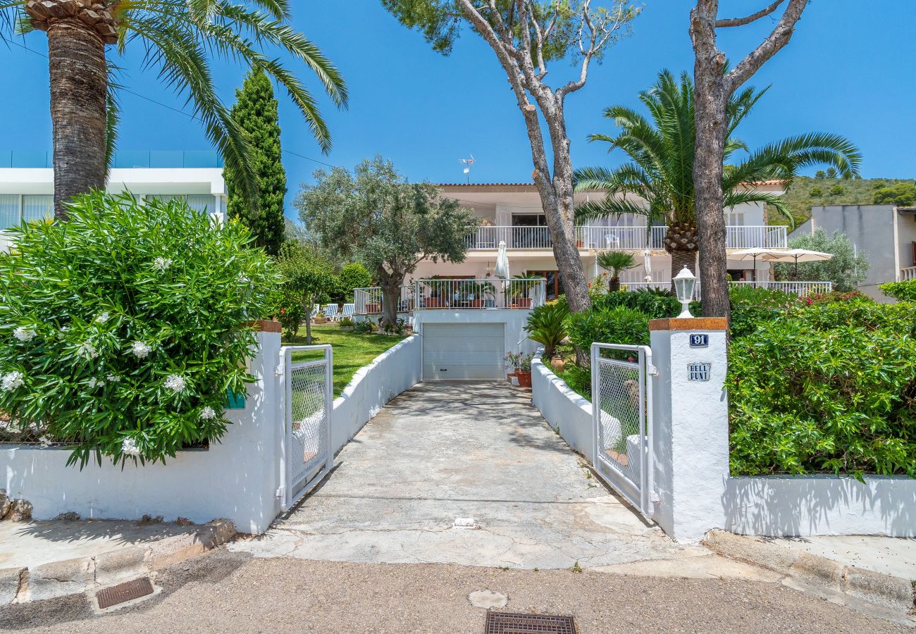 House in Alcudia - Bell Punt  House for 6 only 10 meters to the sea in Alcudia