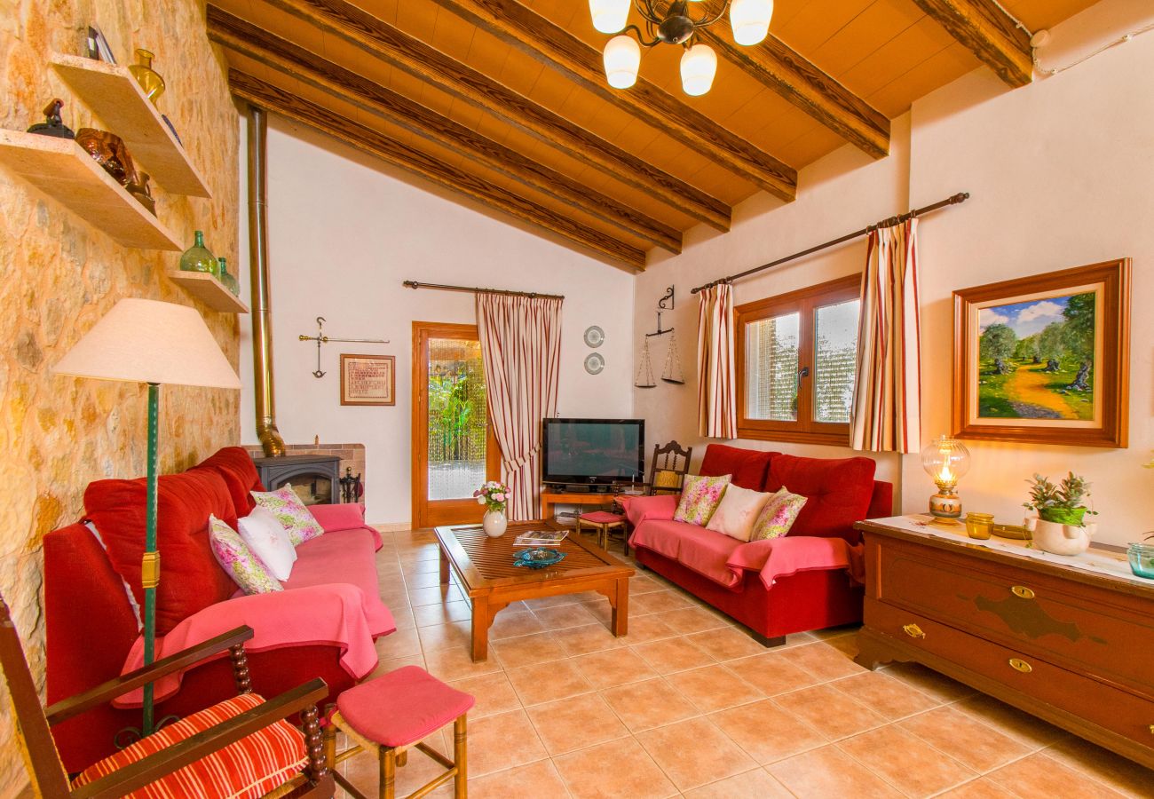 Country house in Ariany - SA ROTA Finca for 6 people in Ariany with pool