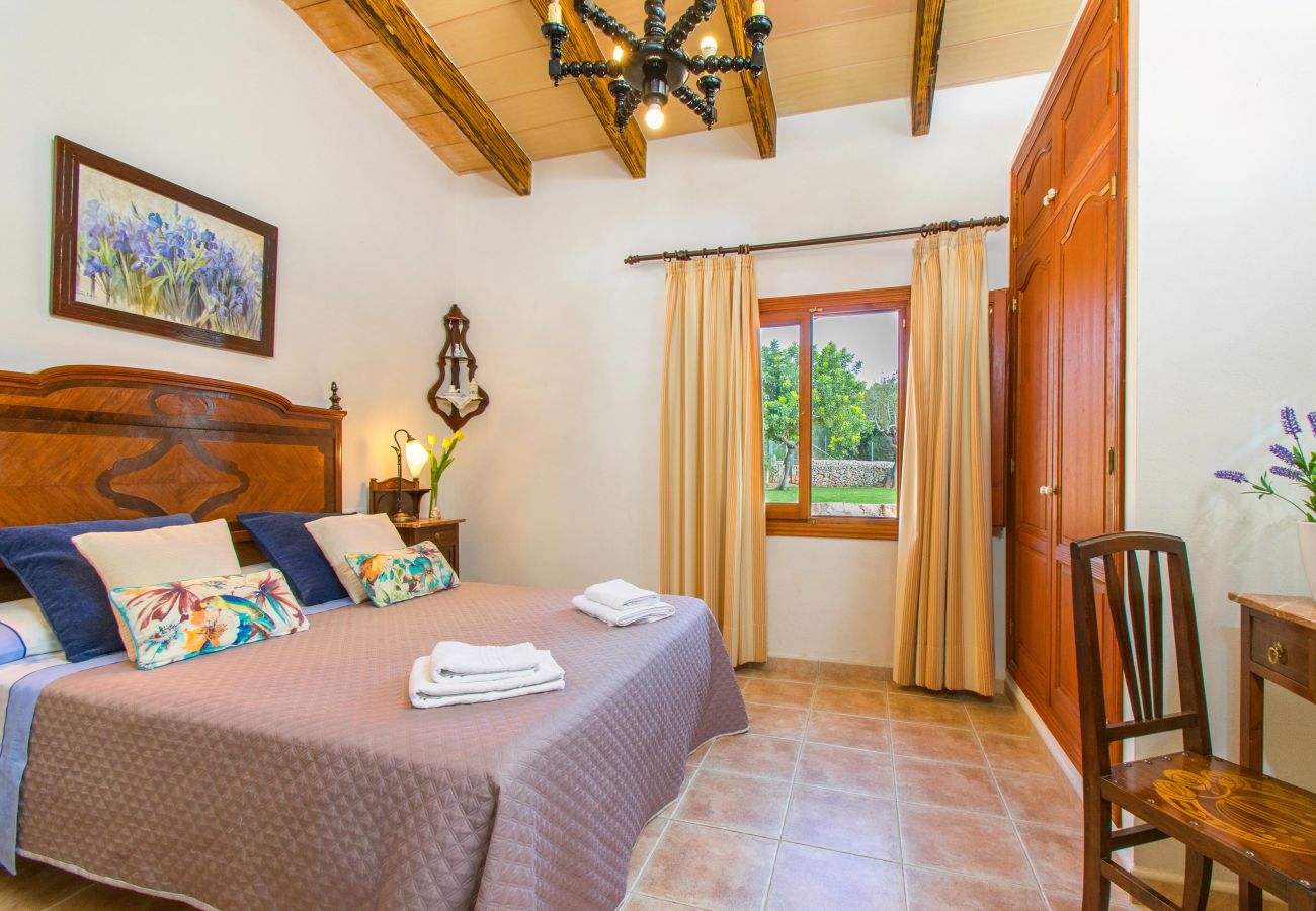 Country house in Ariany - SA ROTA Finca for 6 people in Ariany with pool