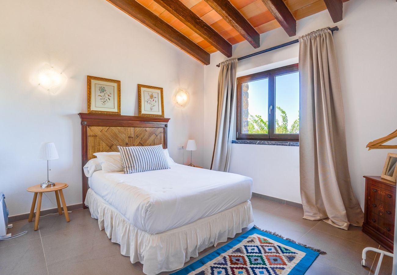 Country house in Arta - Bellpuig Finca for 10 people with Pool in Arta