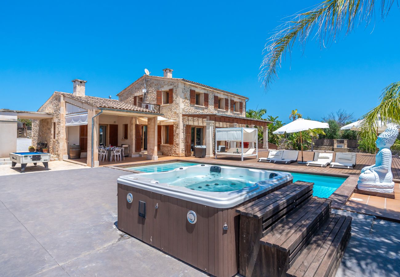 Villa in Alcudia - CAN OLIVA Wonderful and modern finca for 8 with pool Alcudia